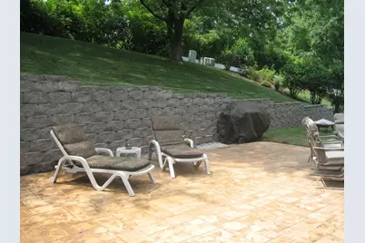 15429 W Mayflower Ct, New Berlin, WI 53151 - Photo 38