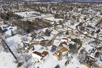 15429 W Mayflower Ct, New Berlin, WI 53151 - Photo 54