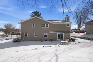 15429 W Mayflower Ct, New Berlin, WI 53151 - Photo 46