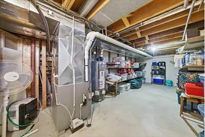 15429 W Mayflower Ct, New Berlin, WI 53151 - Photo 36