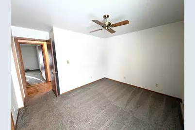 300  Foxwood Dr #160, Racine, WI 53185 - Photo 16