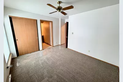 300  Foxwood Dr #160, Racine, WI 53185 - Photo 14