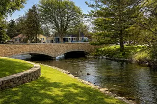 300 Foxwood Dr, Racine, WI 53185 - Photo 4