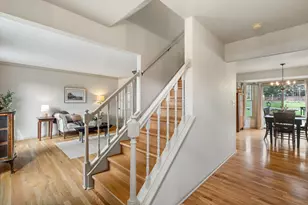 W254S7310 Glenview Dr, Vernon, WI 53189 - Photo 4