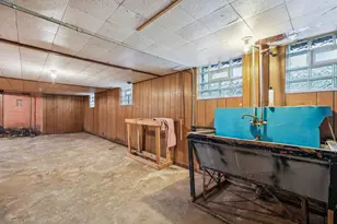 2571 N 51st St, Milwaukee, WI 53210 - Photo 20