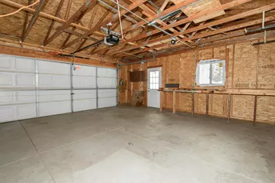 21401 W Woodland Dr, New Berlin, WI 53146 - Photo 34