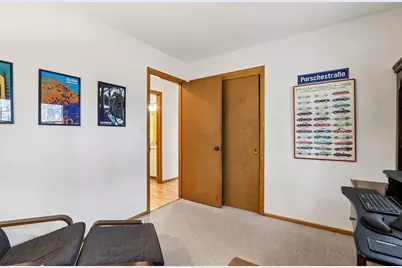 S54W23710  Maple Hill Ct, Waukesha, WI 53189 - Photo 34
