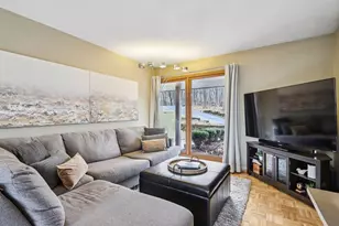 S54W23710 Maple Hill Ct, Waukesha, WI 53189 - Photo 22