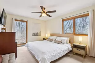 S54W23710 Maple Hill Ct, Waukesha, WI 53189 - Photo 28