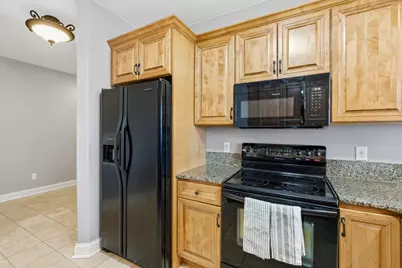 2912 N University Dr #201, Waukesha, WI 53188 - Photo 10