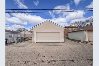 8909 W Burleigh St #8911, Milwaukee, WI 53222 - Photo 26