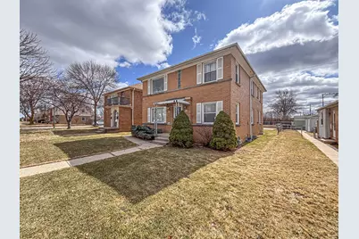 8909 W Burleigh St #8911, Milwaukee, WI 53222 - Photo 2