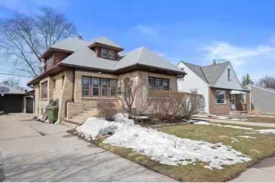 3349 N 92nd St, Milwaukee, WI 53222 - Photo 2