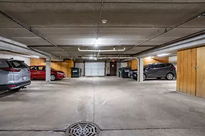 358  Park Hill Dr #B, Pewaukee, WI 53072 - Photo 30