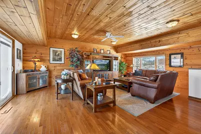 N9601  Wiley Rd, Ixonia, WI 53094 - Photo 6