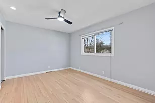 201 W Ellsworth Ln, Bayside, WI 53217 - Photo 32