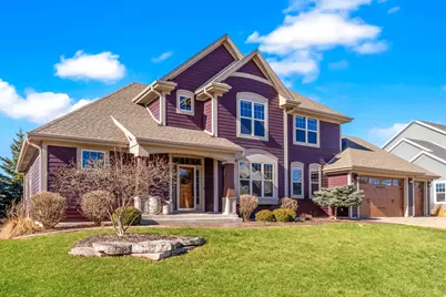 W79N417  Ridgeway Ln, Cedarburg, WI 53012 - Photo 2