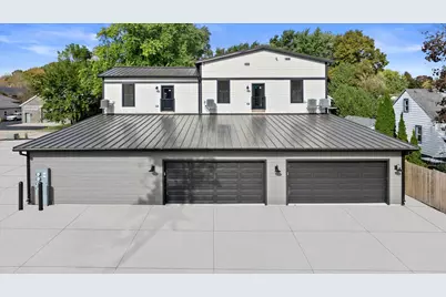 308  Oak St #102, Slinger, WI 53086 - Photo 16