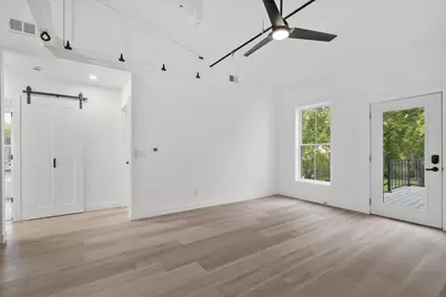 308  Oak St #201, Slinger, WI 53086 - Photo 6