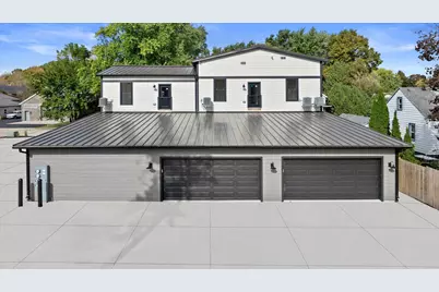 308  Oak St #202, Slinger, WI 53086 - Photo 16