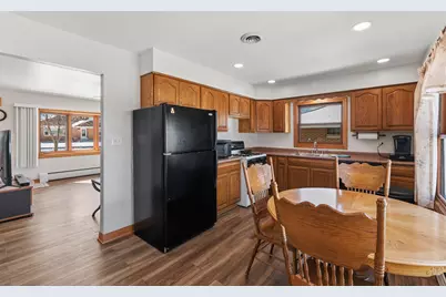 1608  Menomonee Ave, South Milwaukee, WI 53172 - Photo 8