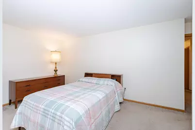 930  Oconomowoc Pkwy, Oconomowoc, WI 53066 - Photo 18