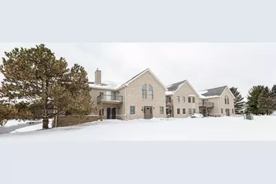 930  Oconomowoc Pkwy, Oconomowoc, WI 53066 - Photo 46