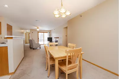 930  Oconomowoc Pkwy, Oconomowoc, WI 53066 - Photo 12