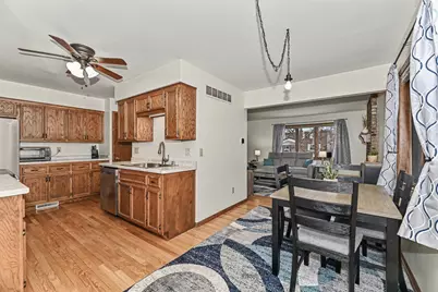 1511  Camden Ct #A, Waukesha, WI 53186 - Photo 10