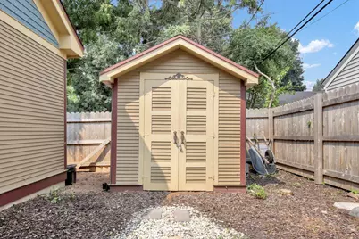 162  Wilson Ave, West Bend, WI 53090 - Photo 22