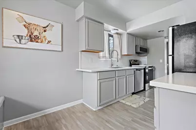 5835  Cambridge Cir #1, Racine, WI 53406 - Photo 4