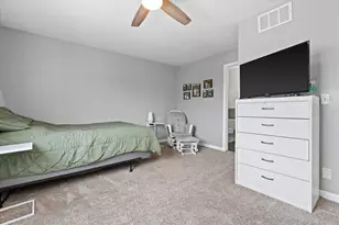 5835 Cambridge Cir, Racine, WI 53406 - Photo 14