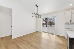 1902 Brooklyn Pl, Holmen, WI 54636 - Photo 8