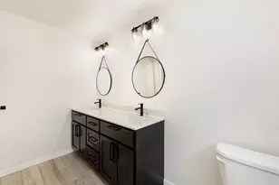 1902 Brooklyn Pl, Holmen, WI 54636 - Photo 18