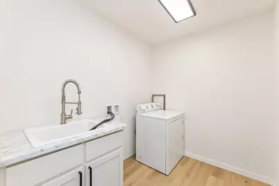 1902  Brooklyn Pl, Holmen, WI 54636 - Photo 26