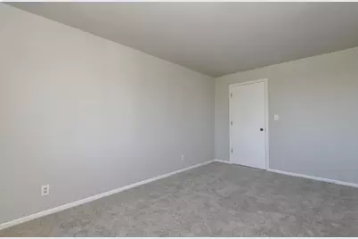 1891  Parknoll Ln, Port Washington, WI 53074 - Photo 18