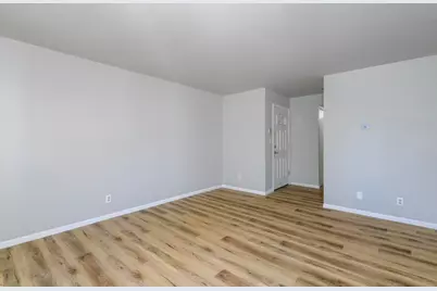 1891  Parknoll Ln, Port Washington, WI 53074 - Photo 16