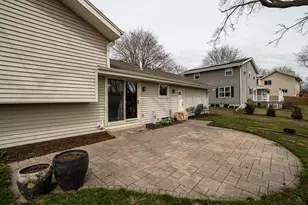 2713 Lancaster Dr, Waukesha, WI 53188 - Photo 36