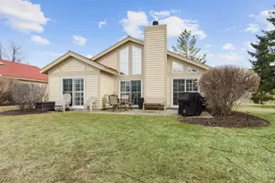 1755 Cottage Dr, Lake Geneva, WI 53147 - Photo 10