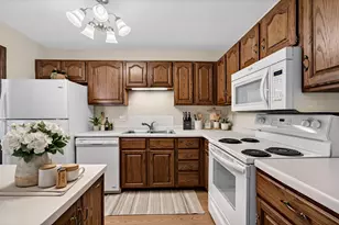 1451 Pheasant Run Dr, Racine, WI 53406 - Photo 4