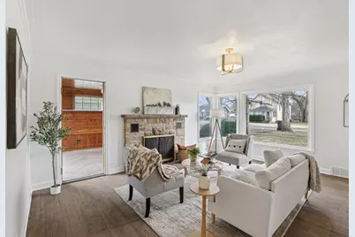 1939  Jackson St, Beloit, WI 53511 - Photo 6