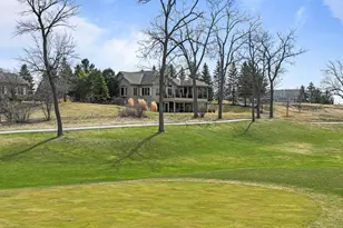 572 Trevino Dr, Geneva, WI 53147 - Photo 4