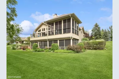 572  Trevino Dr #54-14, Geneva, WI 53147 - Photo 2