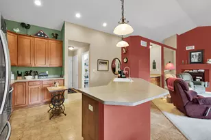 6423 Nature Dr, Racine, WI 53402 - Photo 10