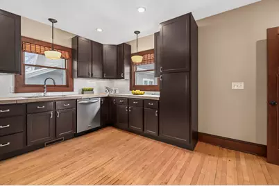 2735 S Greeley St, Milwaukee, WI 53207 - Photo 12