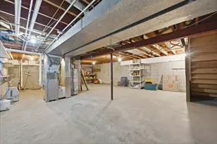 10726 Crestview Dr, Cedarburg, WI 53012 - Photo 36