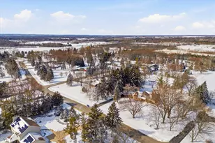 10726 Crestview Dr, Cedarburg, WI 53012 - Photo 54