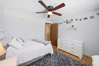 10726  Crestview Dr, Cedarburg, WI 53012 - Photo 28