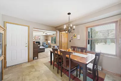 10726  Crestview Dr, Cedarburg, WI 53012 - Photo 16