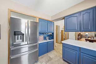 10726 Crestview Dr, Cedarburg, WI 53012 - Photo 10